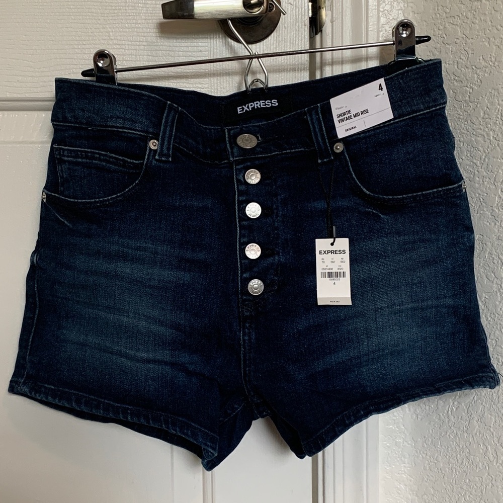 Express Denim Shorts Mid Rise, Size 4